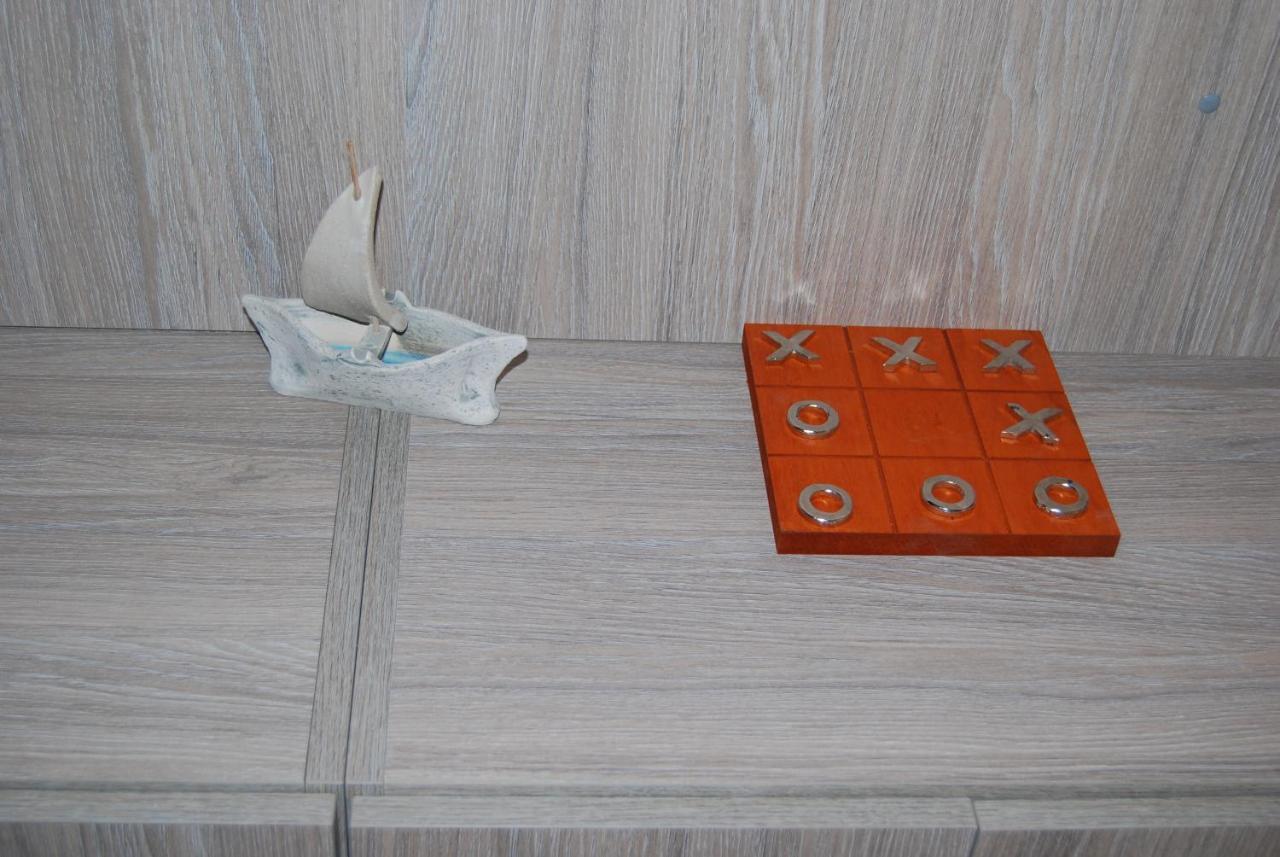 Luxury Traditional Room The Small Bookstore Kastro-Kyllini Екстер'єр фото